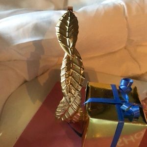 🥰 BEAUTIFUL HAIR HEADBAND AND CLIP 🥰